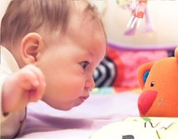 juegos para bebés de una semana
