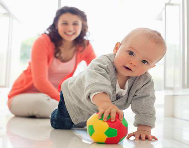 gatear juegos para bebés de 8 meses