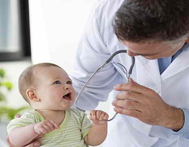 cómo elegir un médico para tu bebé