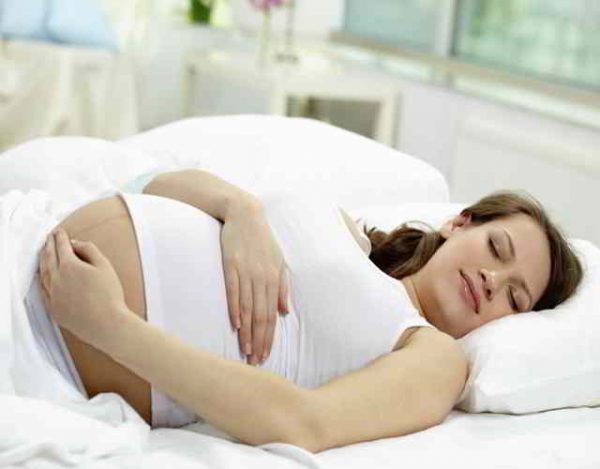 cómo dormir embarazada