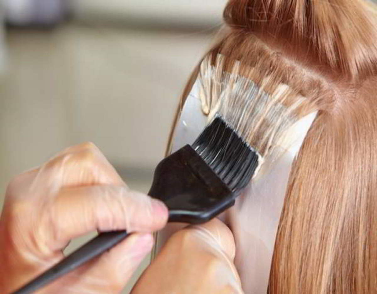 ¿Puede teñirse el pelo una embarazada?