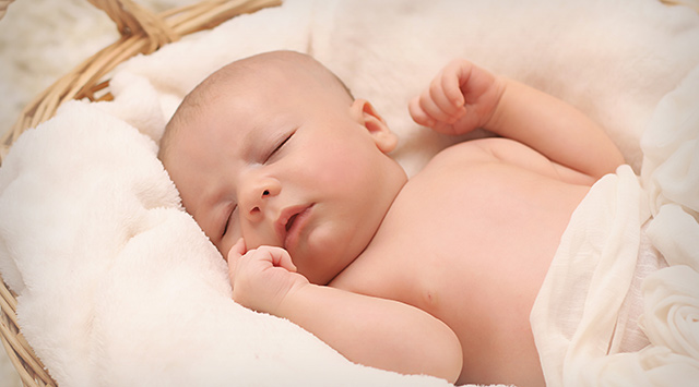 Qué hacer si tu bebé ronca al dormir