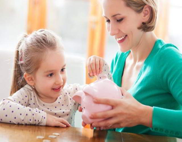 Como enseñar a los niños el valor del dinero