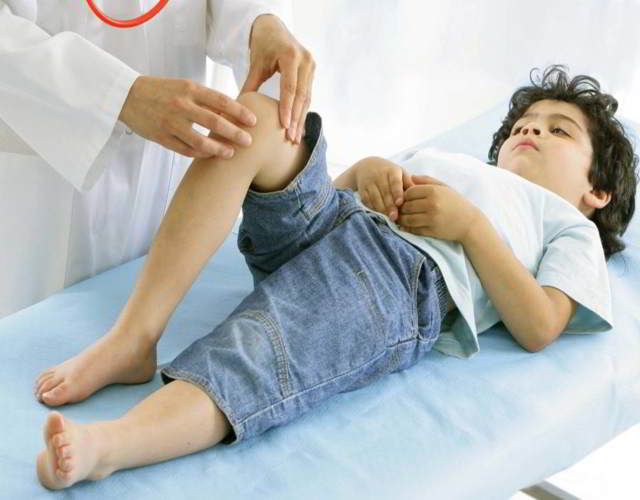 cuidados del esguince de rodilla en niños tratamiento