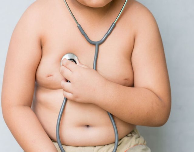 Causas y síntomas de hígado graso en niños