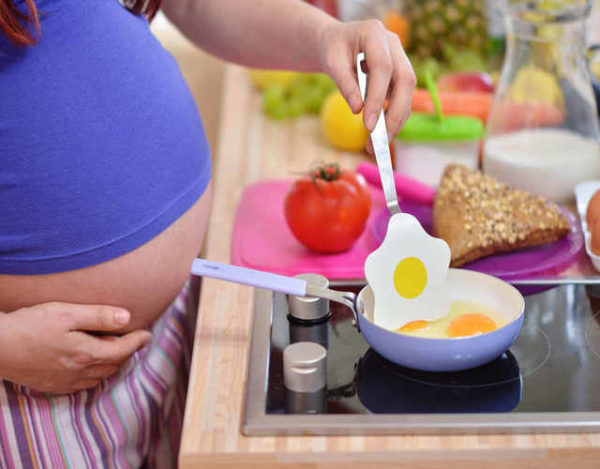 Comer huevos en el embarazo benenficios y precauciones