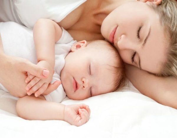 Regresión de sueño en infante de 4 meses